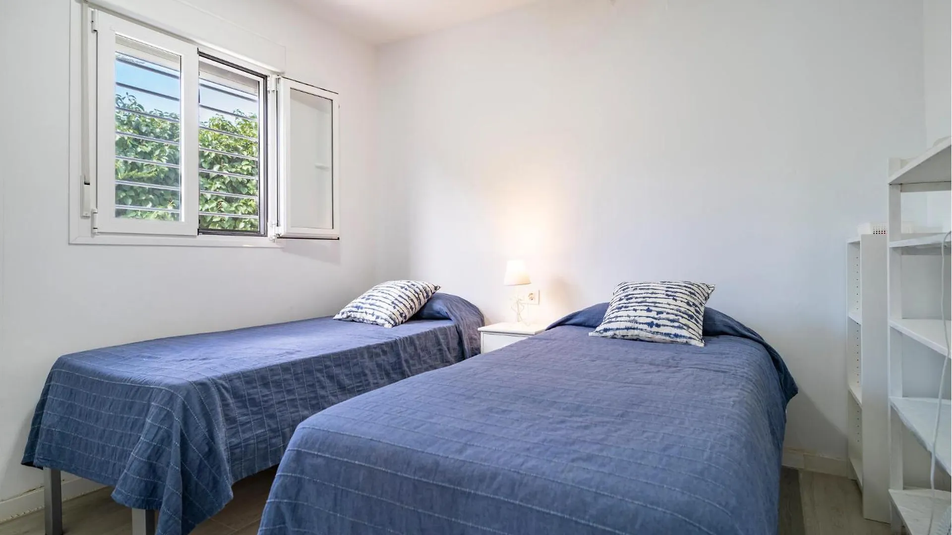 Holiday home Stunning Home In Chiclana De La Frontera